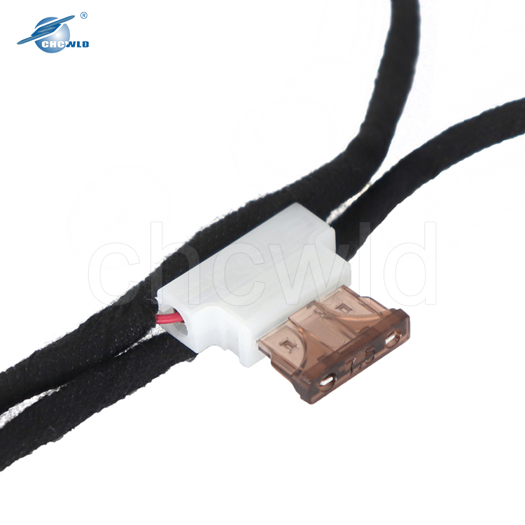 Custom 20 Pin Wiring Harnesses for Auto Applications